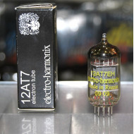 ΛΥΧΝΙΑ 12AT7-ECC81  ELECTRO-HARMONIX